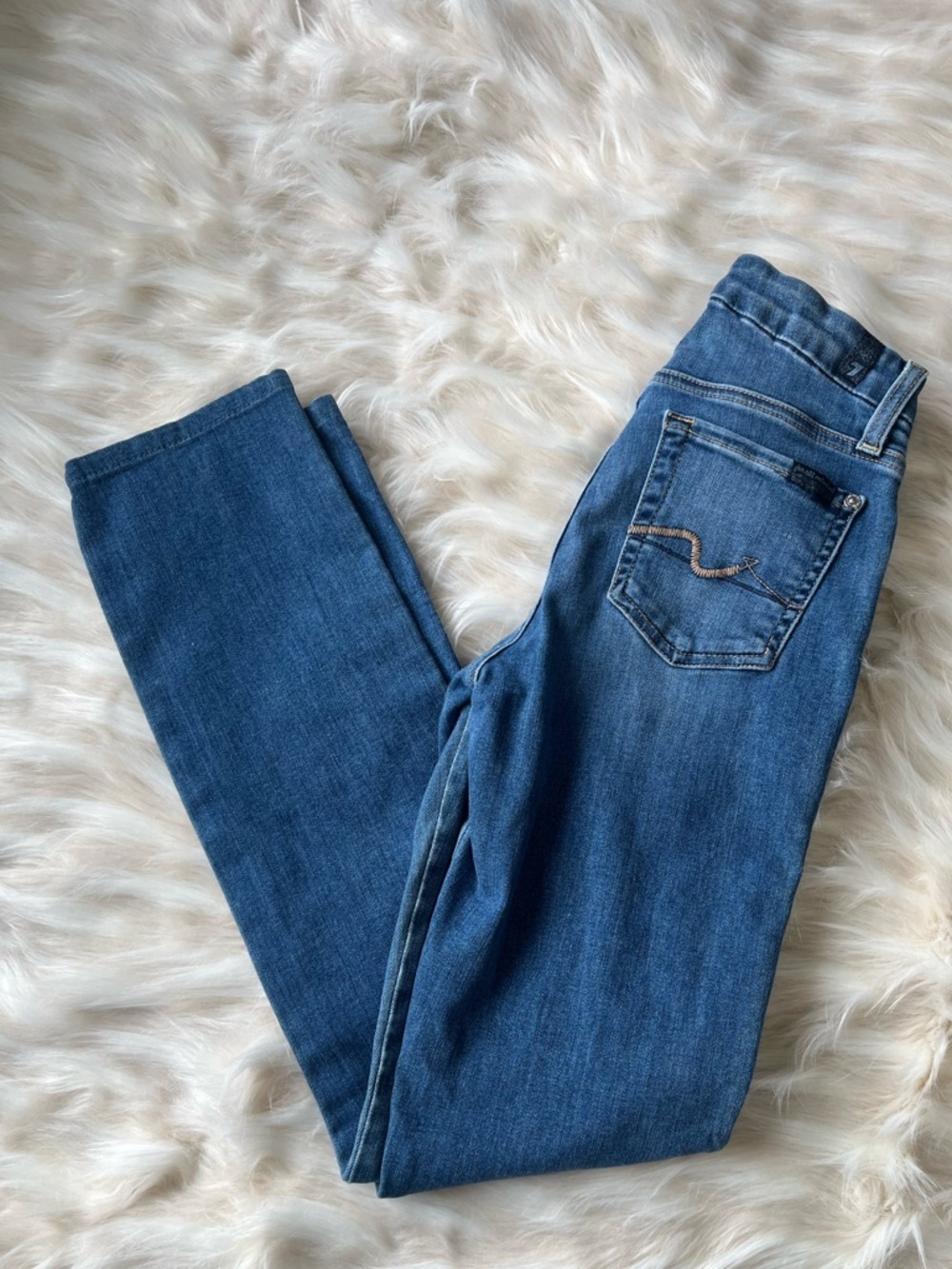 7 For All Mankind Jeans Women's 26x30 Mid Rise Straight Leg Light Wash